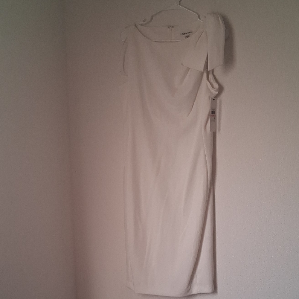 Beautiful BNWT CALVIN KLEIN shoulder Bow Dress Sz 10